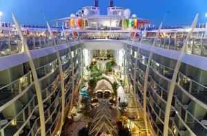 Conseils pour réserver une croisière : comment choisir le bateau de votre séjour et selon quels critères ?